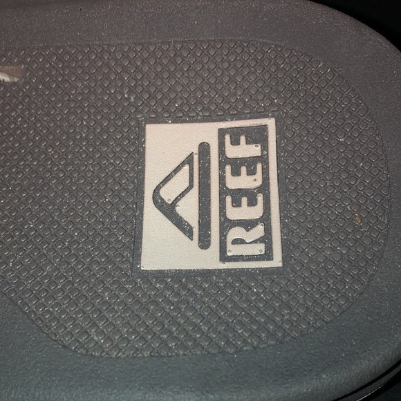 NWOT REEF MEN’S PHANTOM 11 FLIP FLOPS LIGTH WEIGHT